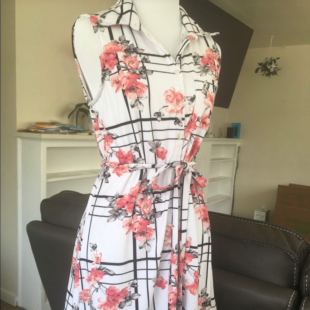 Stella Tweed White Floral print peach/Grey Dress M